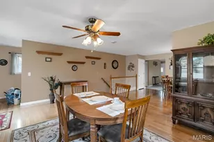 9525 Caravan Dr, Saint Louis, MO 63126 - Photo 13