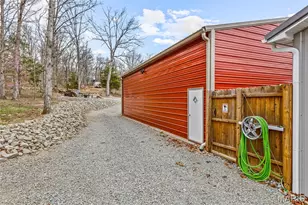 6275 Mohawk Dr, French Village, MO 63036 - Photo 13