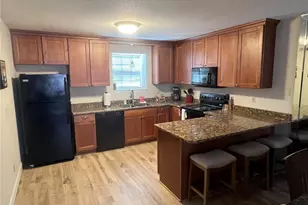 8110 Roxburgh Dr, Clayton, MO 63105 - Photo 5