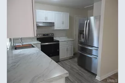 11615 Mehl Avenue, Florissant, MO 63033 - Photo 9