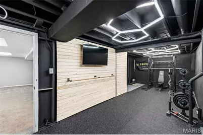 15648 Silverlake Court, Chesterfield, MO 63017 - Photo 39