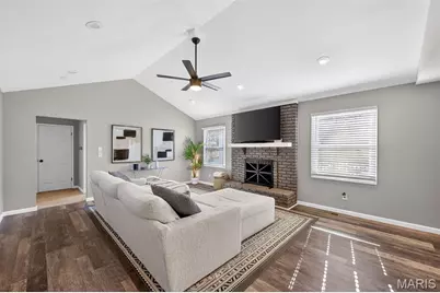 15648 Silverlake Court, Chesterfield, MO 63017 - Photo 19