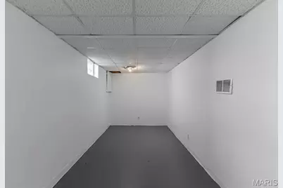 10500 Prestwick Drive, Unincorporated, MO 63137 - Photo 31