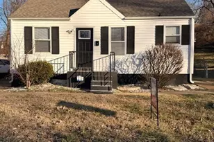 10038 Dorothy Ave, Saint Louis, MO 63137 - Photo 1