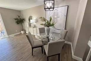 1840 Misty Moss Dr, Saint Louis, MO 63146 - Photo 5