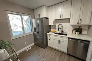 1840 Misty Moss Dr, Saint Louis, MO 63146 - Photo 11