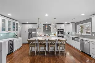 12467 Ballas Meadows Dr, Des Peres, MO 63131 - Photo 13