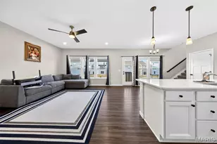 307 Dalriada Blvd, Saint Charles, MO 63368 - Photo 11