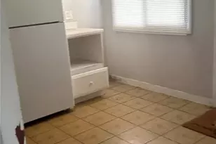 828 Marias Dr, Saint Louis, MO 63137 - Photo 5