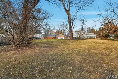 426 Darst Road, Ferguson, MO 63135 - Photo 33