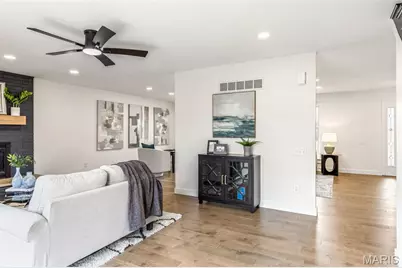 304 Shady Meadows Drive, Saint Louis, MO 63011 - Photo 9