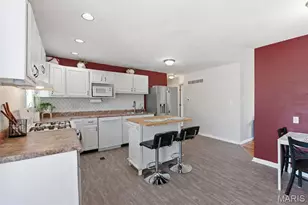 9705 Antigo Dr, Saint Louis, MO 63123 - Photo 7