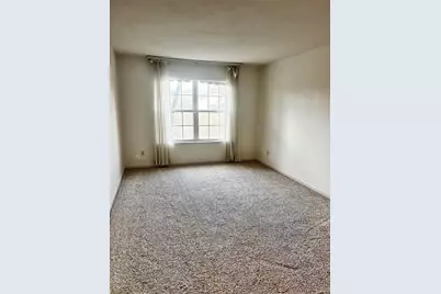 920 Guelbreth Lane #103, Creve Coeur, MO 63141 - Photo 11