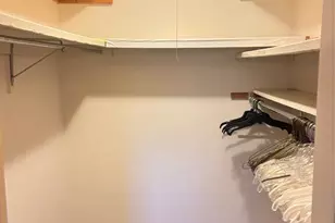 920 Guelbreth Lane, Creve Coeur, MO 63141 - Photo 9