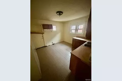 6120 Bircher Street, Pine Lawn, MO 63120 - Photo 7