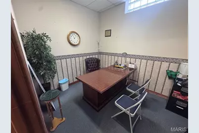 1661 McLaran Avenue, Saint Louis, MO 63147 - Photo 15