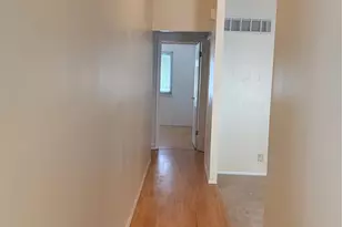 5172 Trailbend Dr, Florissant, MO 63033 - Photo 5