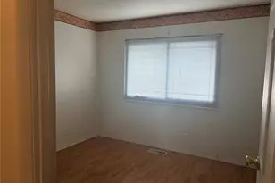 5172 Trailbend Dr, Florissant, MO 63033 - Photo 11