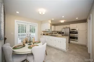 734 Chancellor Heights Dr, Manchester, MO 63011 - Photo 25