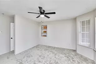 340-342 Della Dr, Saint Peters, MO 63376 - Photo 5