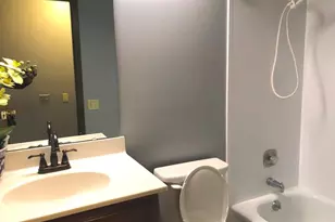 1639 Preston Park Ln, Creve Coeur, MO 63146 - Photo 15