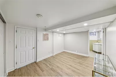 6149 Marwinette Avenue, Saint Louis, MO 63116 - Photo 35