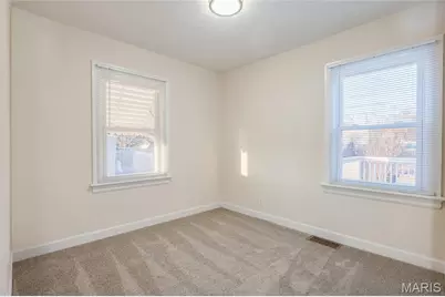 615 Reavis Barracks Road, Saint Louis, MO 63125 - Photo 11