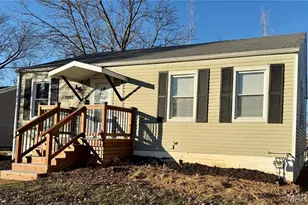 1940 Stedman Ct, Overland, MO 63114 - Photo 15