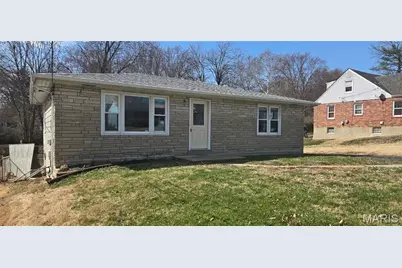 63 S Dellwood Avenue, Crystal Lake Park, MO 63135 - Photo 3