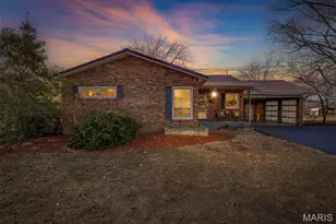 303 N Carter St, Desloge, MO 63601 - Photo 1