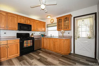 2211 Aileswick Drive, Saint Louis, MO 63129 - Photo 7