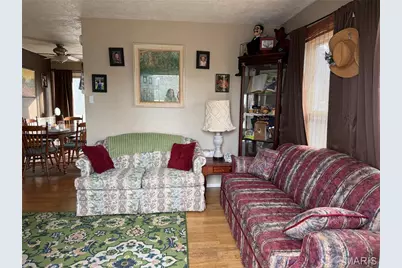 2110 Pleasant Street, Hannibal, MO 63401 - Photo 3