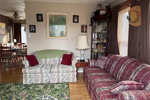 2110 Pleasant St, Hannibal, MO 63401 - Photo 3