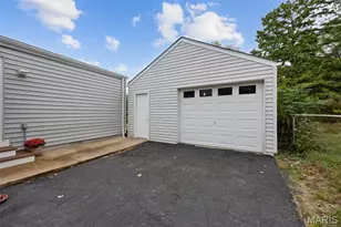 417 Chamberlin, Winchester, MO 63021 - Photo 31