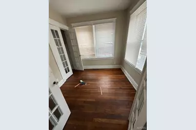 4724 Kossuth Avenue, Saint Louis, MO 63115 - Photo 7