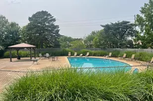 10381 Oxford Hill Dr, Saint Louis, MO 63146 - Photo 25