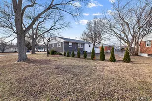 500 S St Jacques St, Florissant, MO 63031 - Photo 33