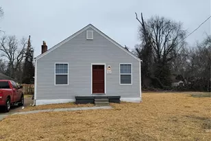 709 Suburban Ave, Ferguson, MO 63135 - Photo 1