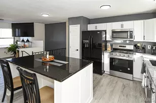 5408 Gloucester Rd, High Ridge, MO 63049 - Photo 9