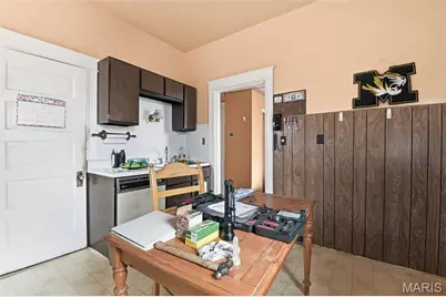 4372 Ellenwood Avenue, Saint Louis, MO 63116 - Photo 11