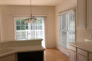 16 Bayswater Rd, Saint Louis, MO 63128 - Photo 9