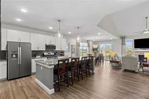 145 Royal Inverness Pkwy, Dardenne Prairie, MO 63368 - Photo 5