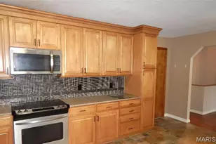 2 Charleroi Pl, Lake Saint Louis, MO 63367 - Photo 7