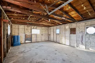9739 Balboa Dr, Saint Louis, MO 63136 - Photo 23