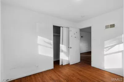 9739 Balboa Drive, Saint Louis, MO 63136 - Photo 17