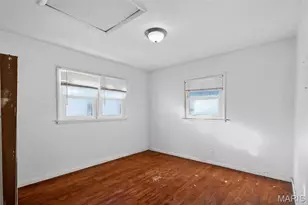 9739 Balboa Dr, Saint Louis, MO 63136 - Photo 9