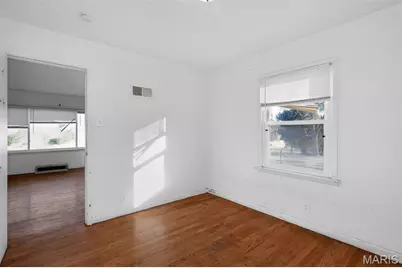 9739 Balboa Drive, Saint Louis, MO 63136 - Photo 5