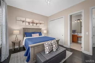 16291 Upper Chesterfield Ridge Dr, Chesterfield, MO 63017 - Photo 19