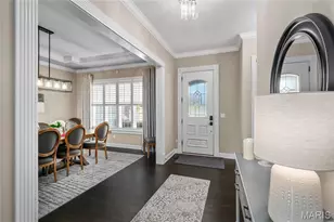 16291 Upper Chesterfield Ridge Dr, Chesterfield, MO 63017 - Photo 3