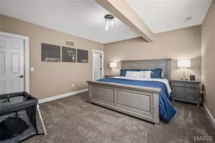 16291 Upper Chesterfield Ridge Dr, Chesterfield, MO 63017 - Photo 25